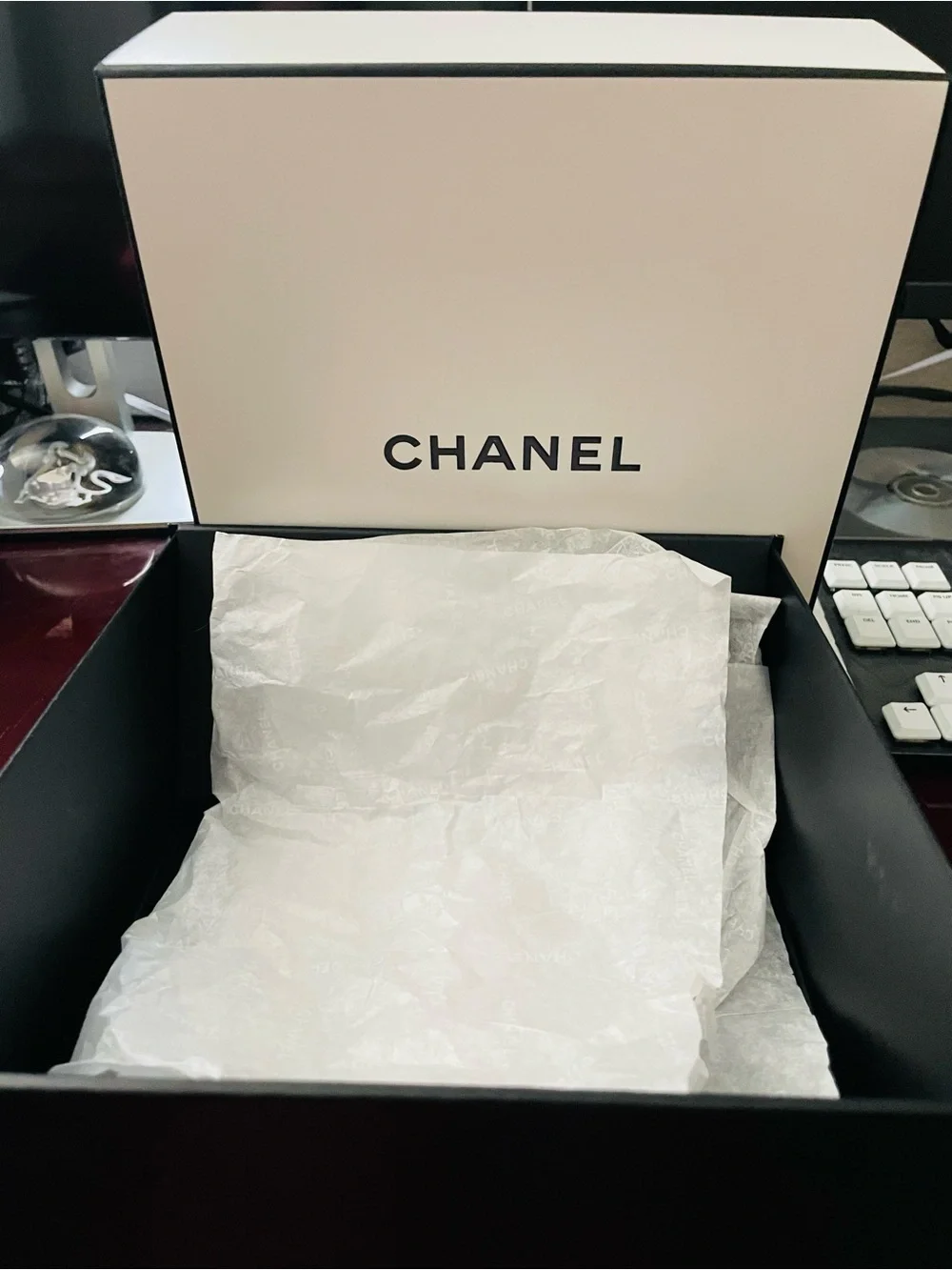 CHANEL gift box